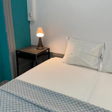 Hostel By Doors