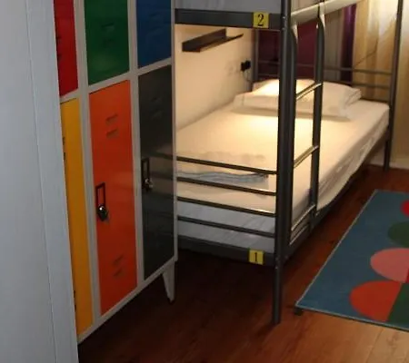 Hostel By Doors