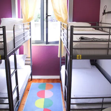 Hostel By Doors *